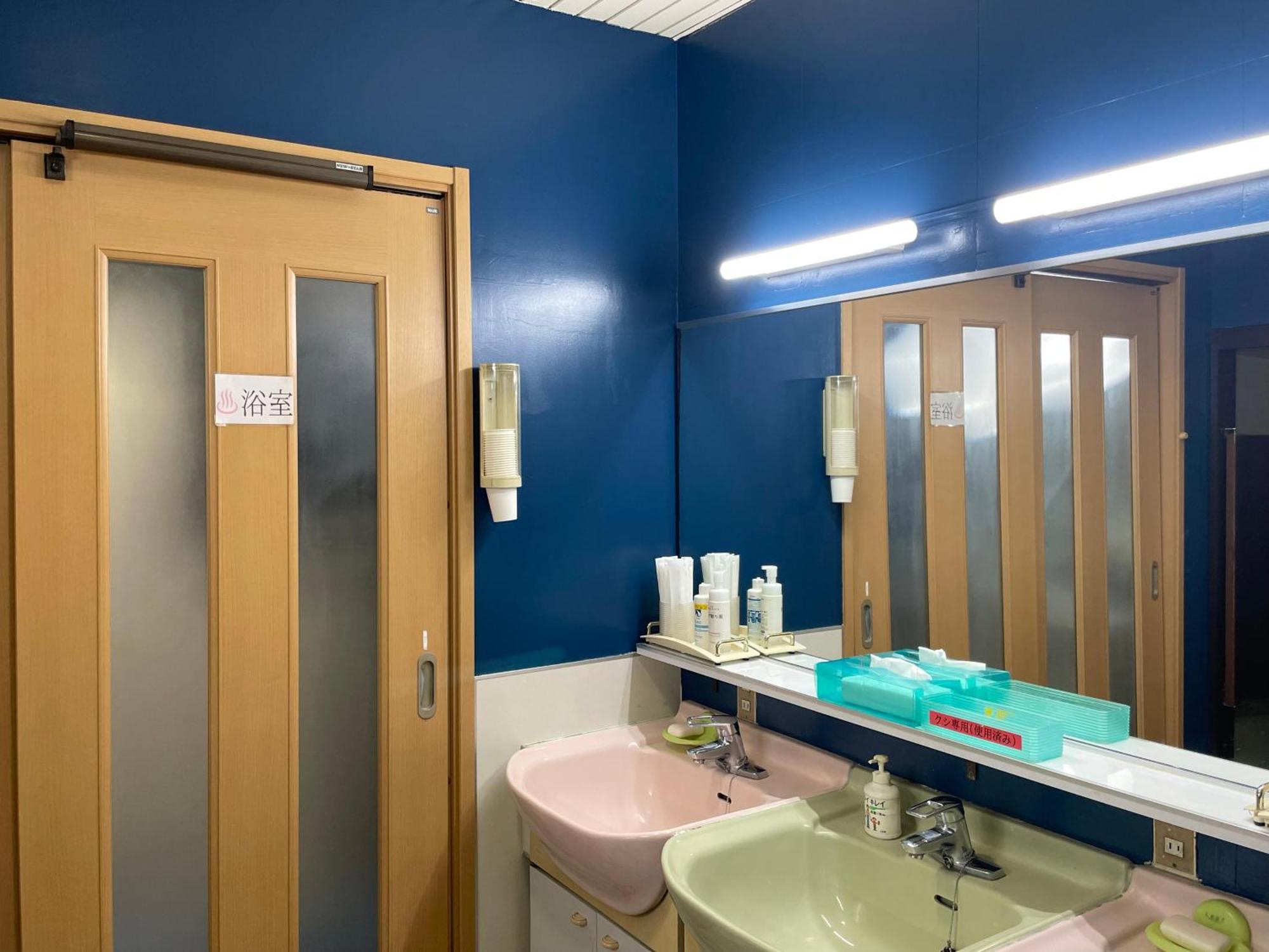 Capsule Hotel Block Room Tokyo Ngoại thất bức ảnh